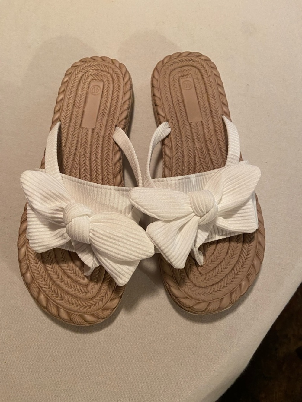 Women’s Cream Bow Slide Sandals with Braided Footbed